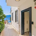 4 Bedroom In Kisla Bay Close To The *