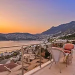 4 Bedroom In Kisla Bay Close To The