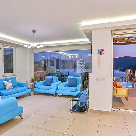4 Bedroom In Kisla Bay Close To The *
