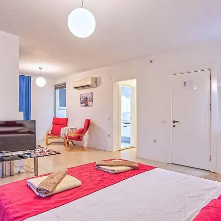 Villa 4 Bedroom In Kisla Bay Close To The *