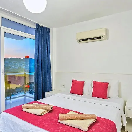 Villa 4 Bedroom In Kisla Bay Close To The