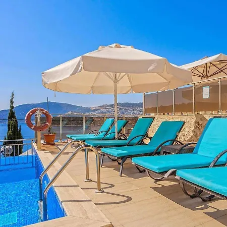 Villa 4 Bedroom In Kisla Bay Close To The