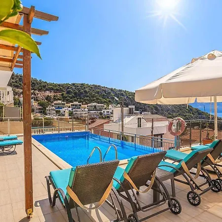Villa 4 Bedroom In Kisla Bay Close To The