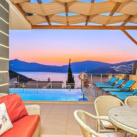Villa 4 Bedroom In Kisla Bay Close To The