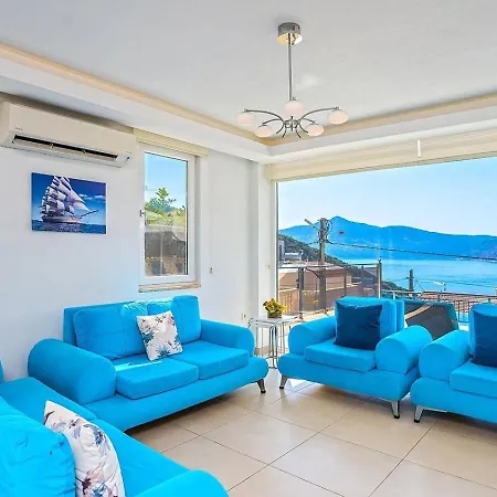 4 Bedroom In Kisla Bay Close To The Villa