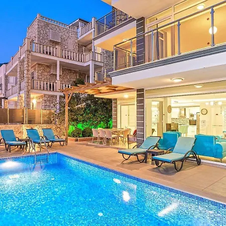 Villa 4 Bedroom In Kisla Bay Close To The