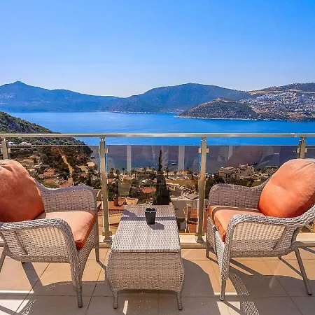 4 Bedroom In Kisla Bay Close To The *