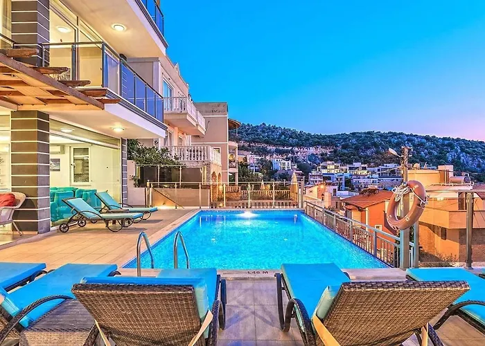 4 Bedroom In Kisla Bay Close To The 别墅