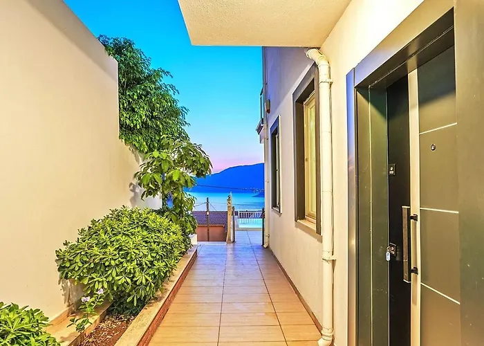 4 Bedroom In Kisla Bay Close To The 别墅