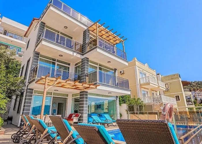 4 Bedroom In Kisla Bay Close To The